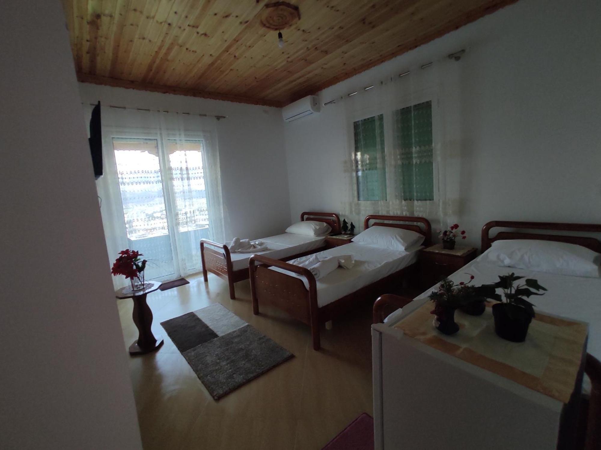 Dino Guest House Αργυρόκαστρο Εξωτερικό φωτογραφία
